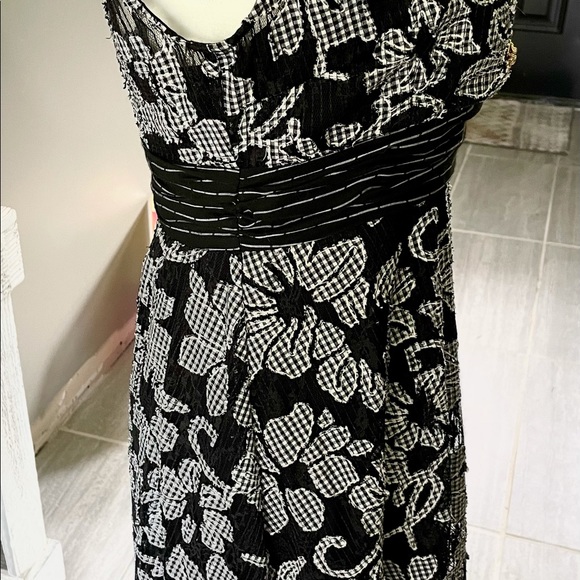 Anthropologie Dress Size 0 - Picture 4 of 6